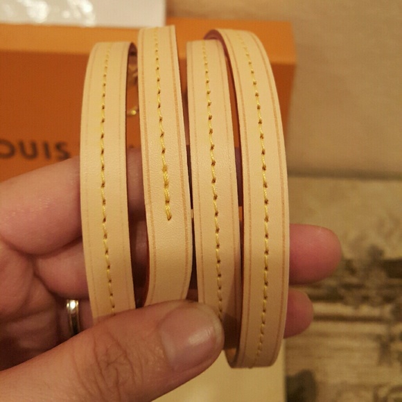 Authentic Louis Vuitton Favorite Mm Monogram - Picture 8 of 8